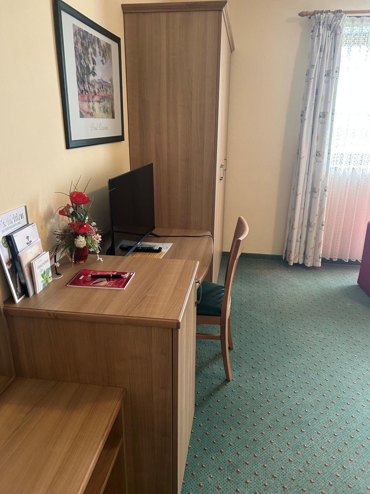 Hotel Garni Hubertushof Bad Füssing Eksteriør bilde